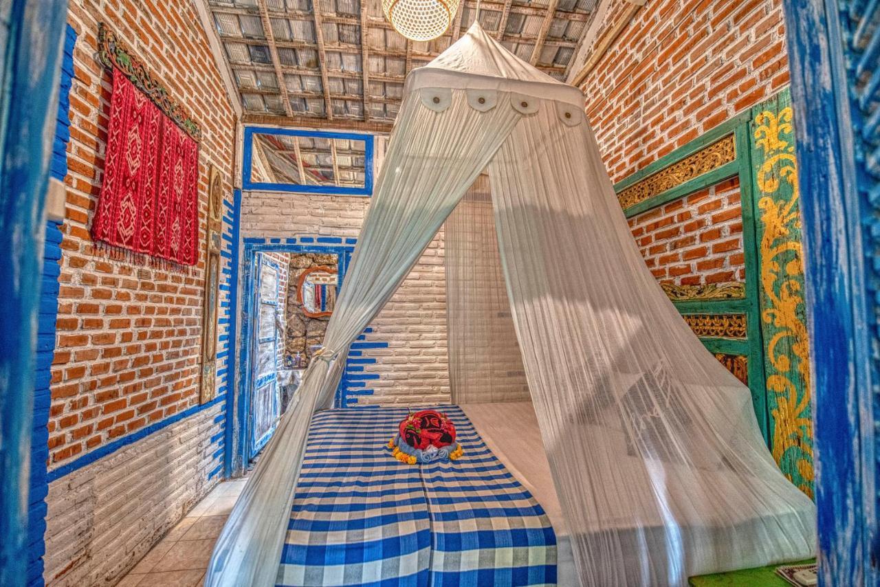 Santhiku Hotel & Spa Ловіна Екстер'єр фото