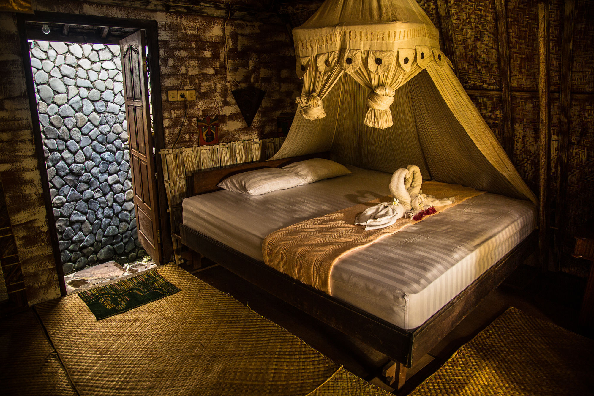 Santhiku Hotel & Spa Ловіна Екстер'єр фото